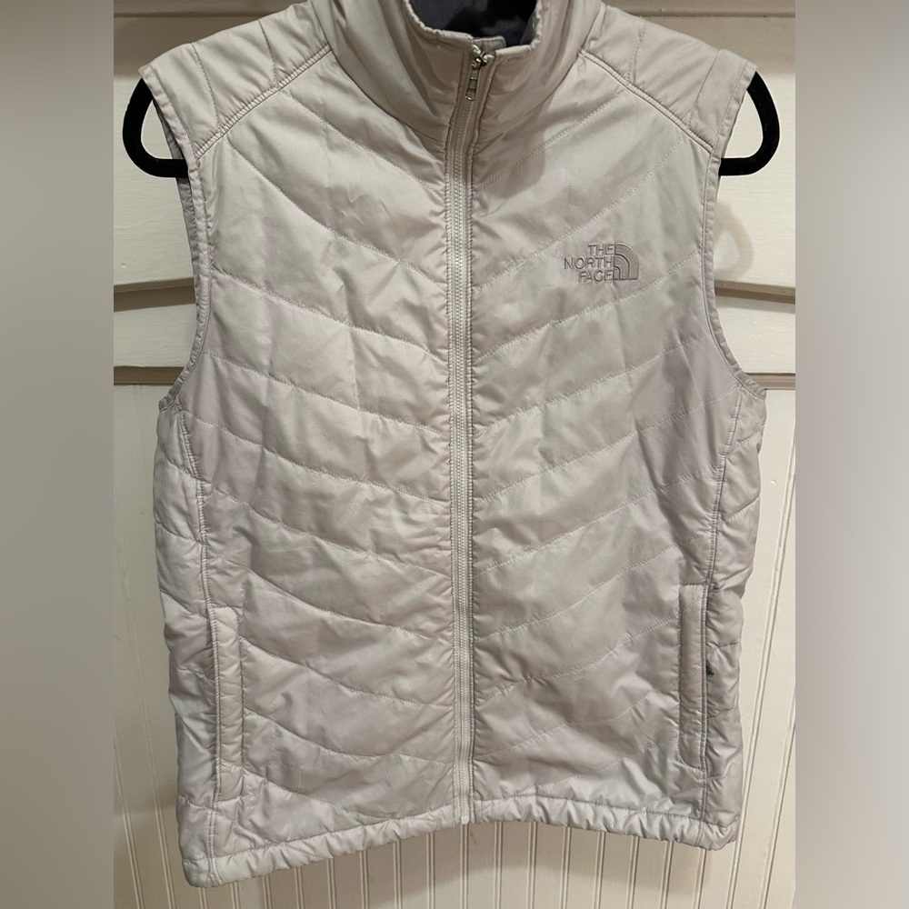 The North Face Light Grey Vest Size Large